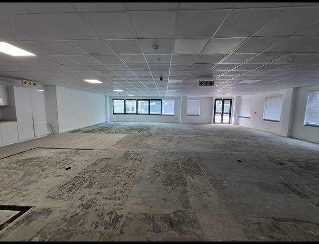287M² OFFICE TO LET IN SANDTON CENTRAL